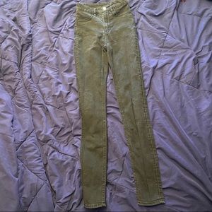 Skinny jeans